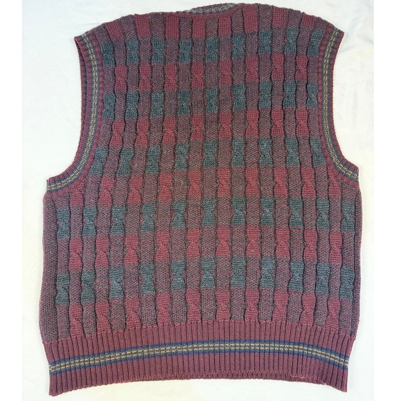 Vintage Abercrombie & Fitch 100% Virgin Wool Cable Knit Sweater Vest Burgundy L - Picture 5 of 5